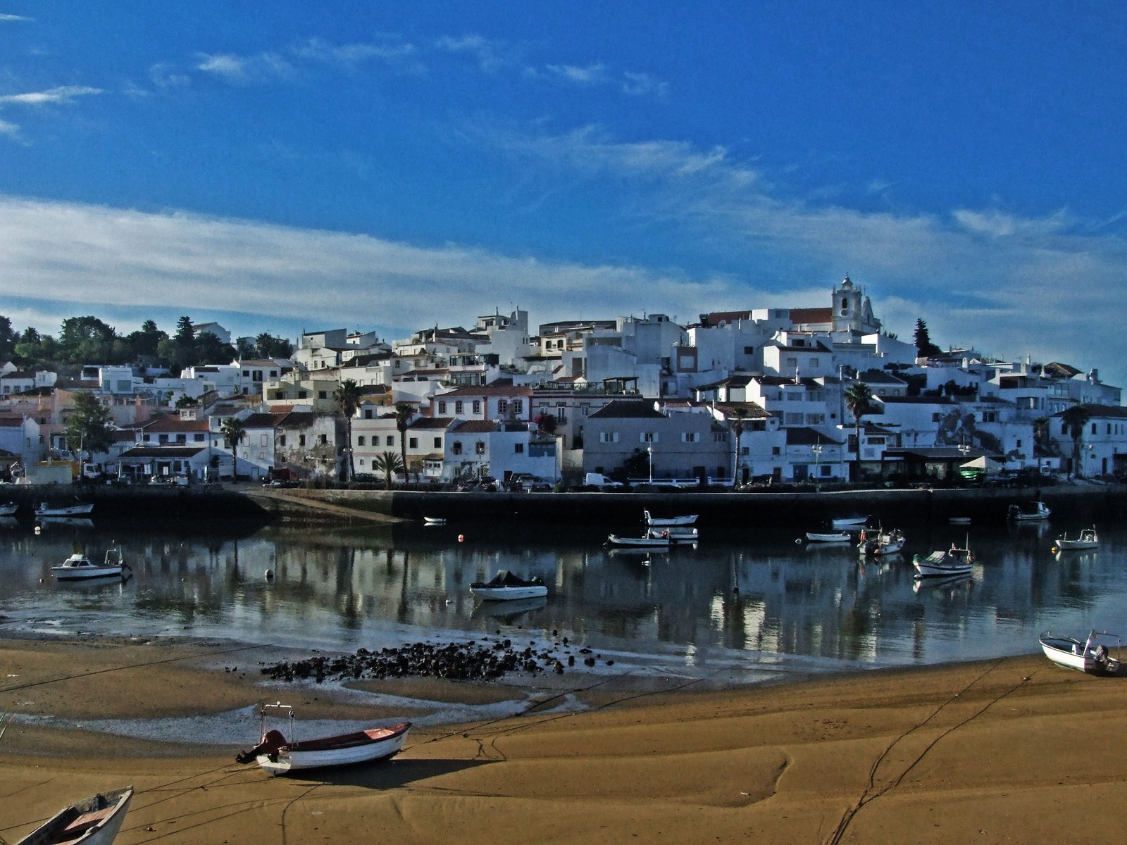 Dicas de Pequenas Remoelações para Valorizar Casas em Portugal